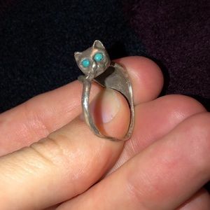 Vintage 70s Unique Cat Ring